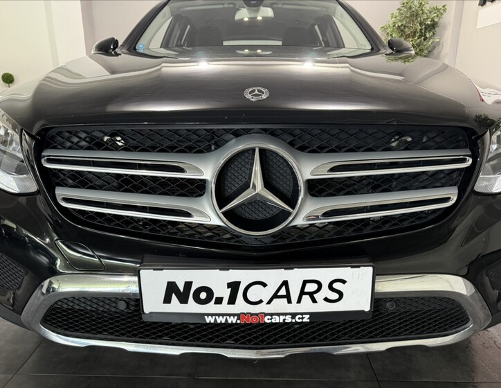 Mercedes-Benz GLC 28