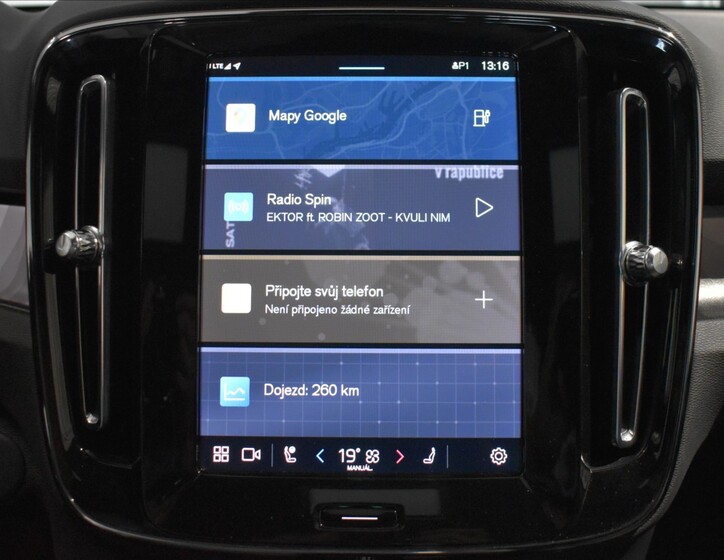Volvo XC40 14
