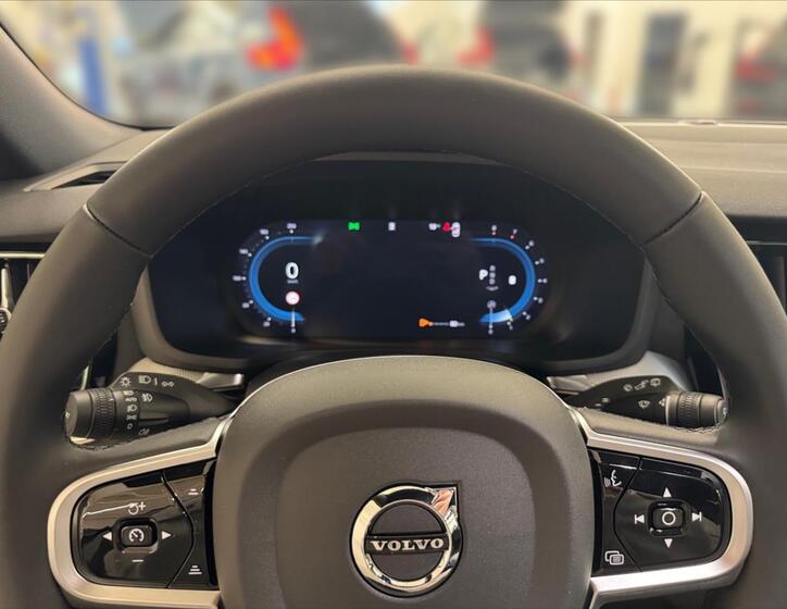 Volvo V60 8