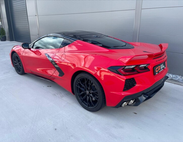 Chevrolet Corvette 11