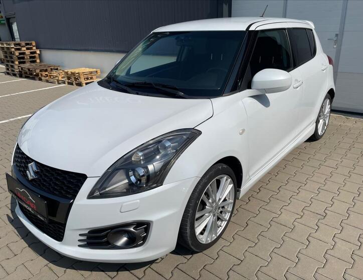 Suzuki Swift 1