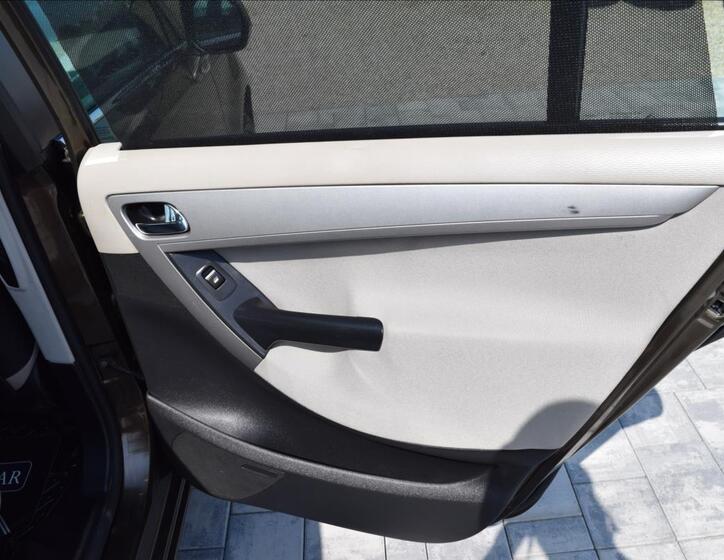 Citroën Grand C4 Picasso 22