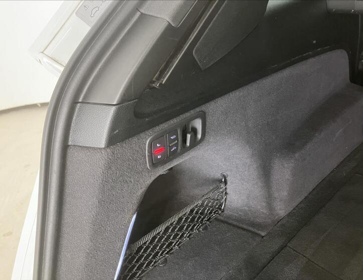 Audi Q7 30