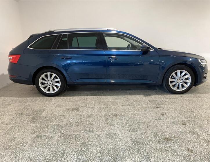 Škoda Superb 3