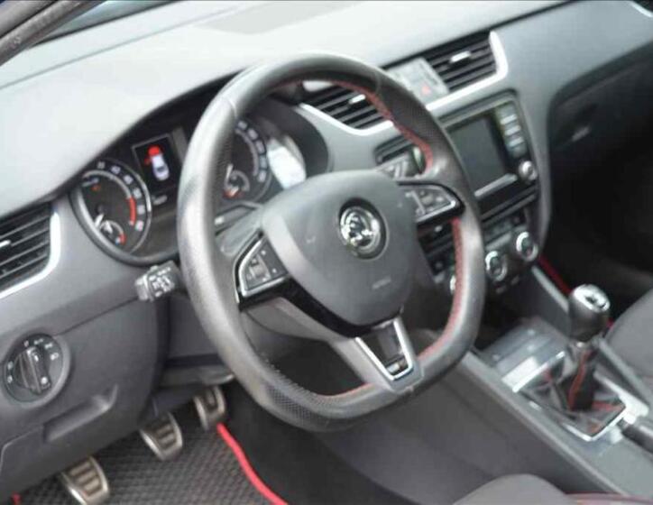 Škoda Octavia 19