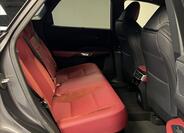 Lexus RX 500h 10