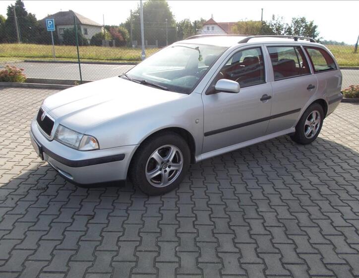 Škoda Octavia 3