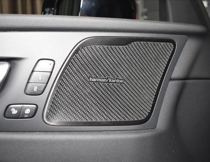 Volvo XC60 16