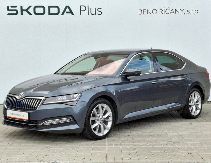 Škoda Superb 1