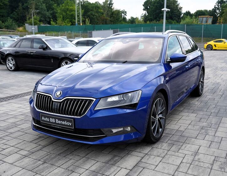 Škoda Superb 2