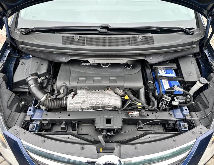 Opel Zafira 11