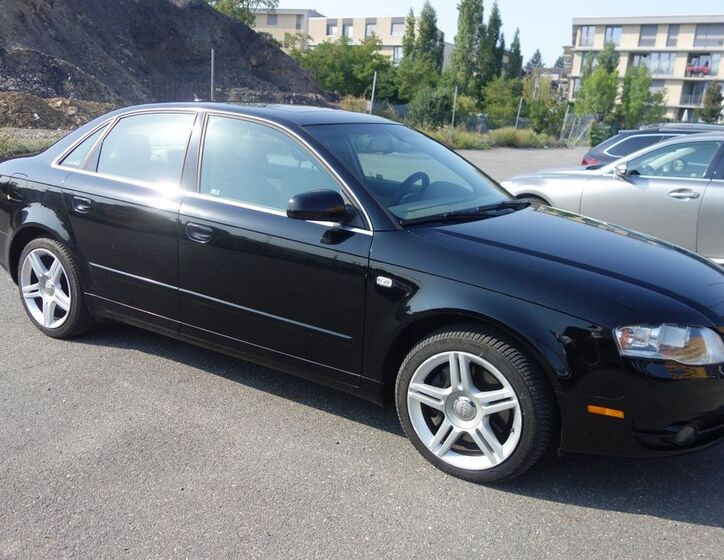 Audi A4 16