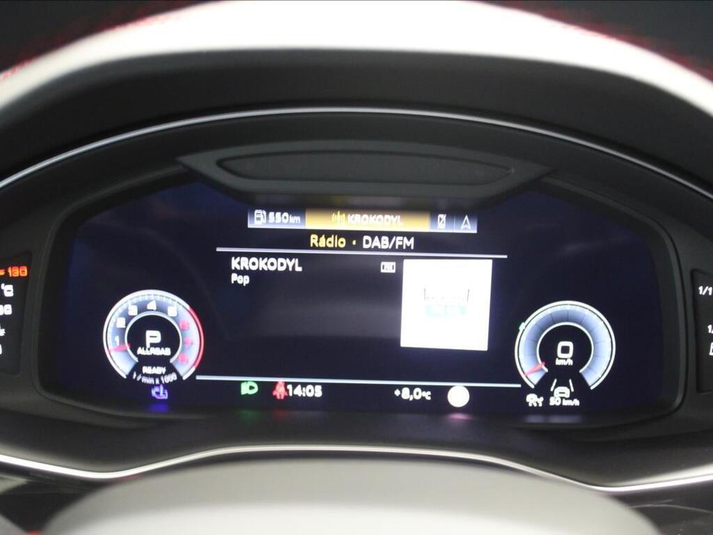 Audi Q8 40