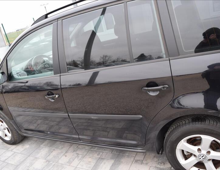 Volkswagen Touran 10