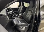 Porsche Cayenne 40