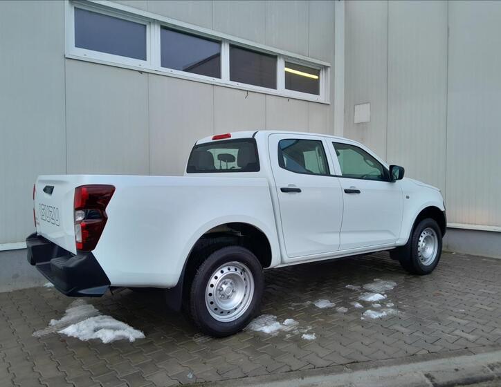 Isuzu D-Max 4