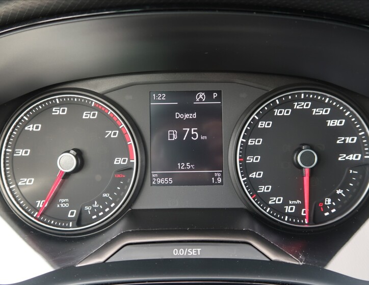 Seat Arona 22