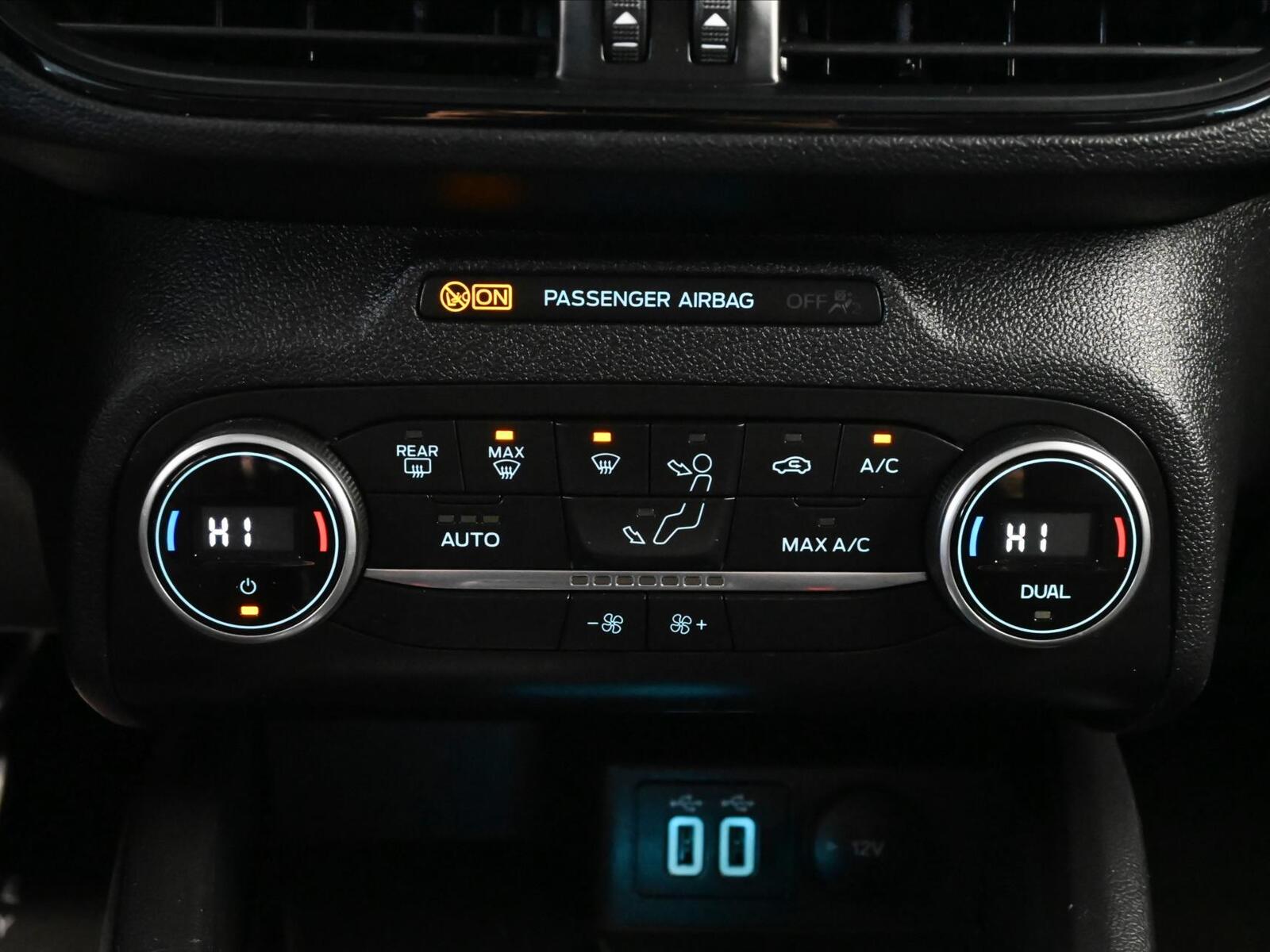 Ford Focus 22