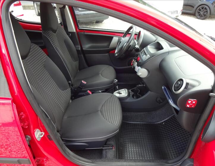 Peugeot 107 28