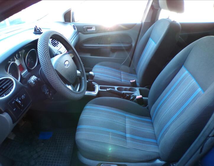 Ford Focus 13