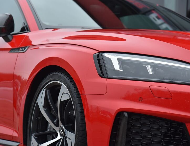 Audi RS5 5
