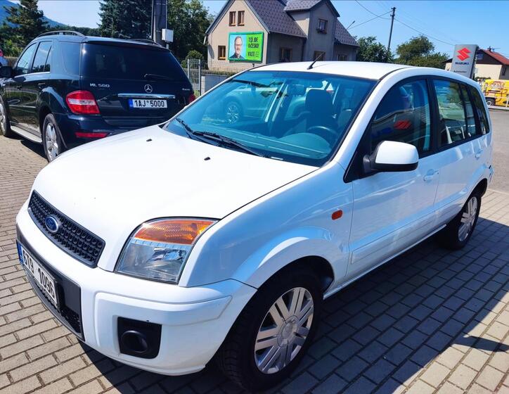 Ford Fusion 2