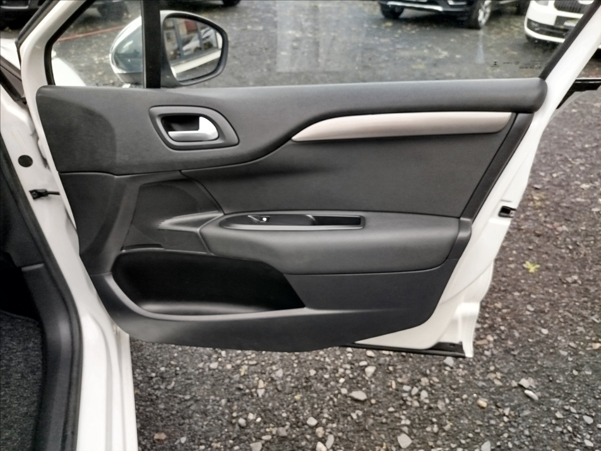 Citroën C4