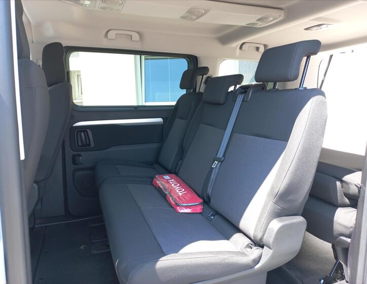 Toyota ProAce Verso 11
