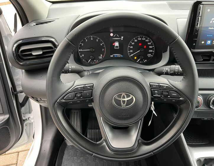 Toyota Yaris 19