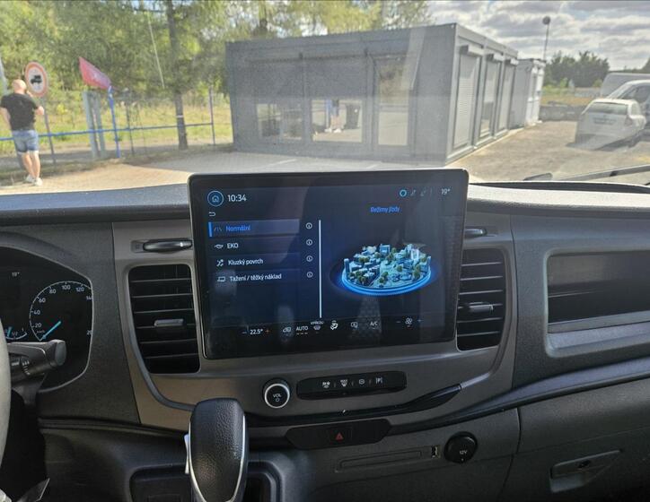 Ford Transit 12