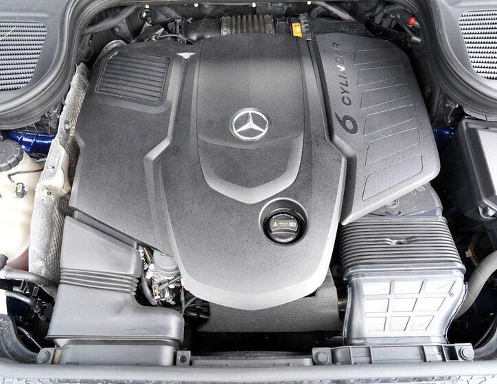 Mercedes-Benz GLS 10
