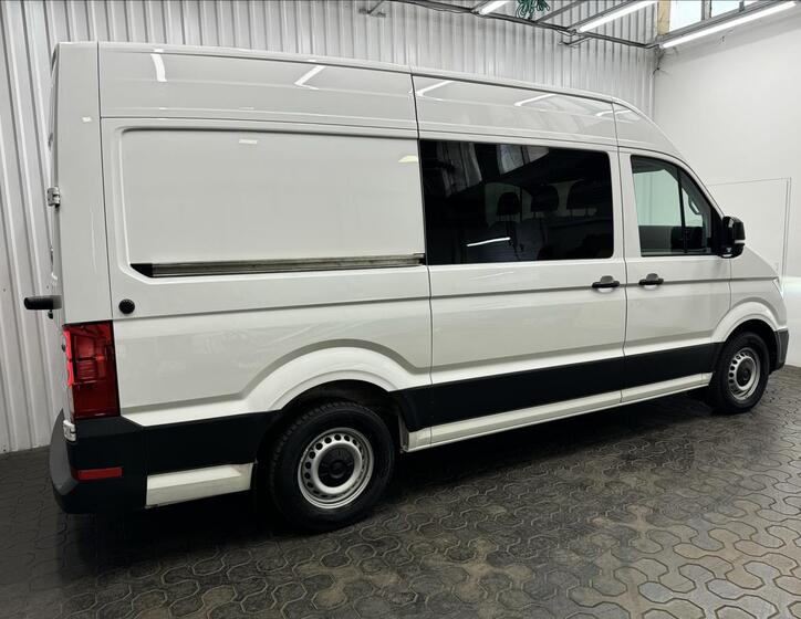 Volkswagen Crafter 9