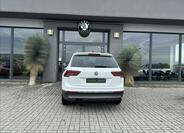 Volkswagen Tiguan 7