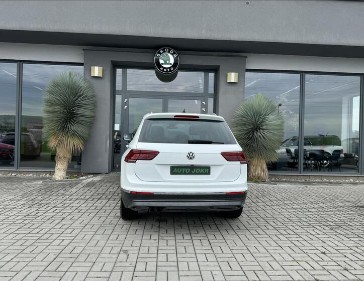 Volkswagen Tiguan 7