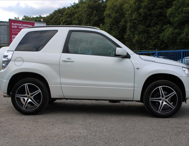 Suzuki Grand Vitara 4