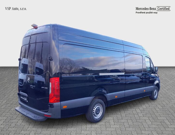 Mercedes-Benz Sprinter 5