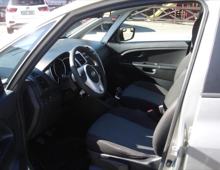 KIA Venga 12