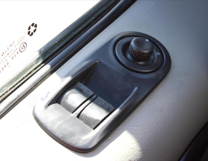 Renault Trafic 15