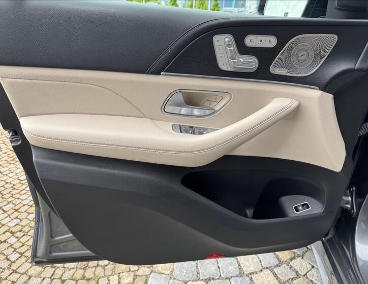 Mercedes-Benz GLS 4
