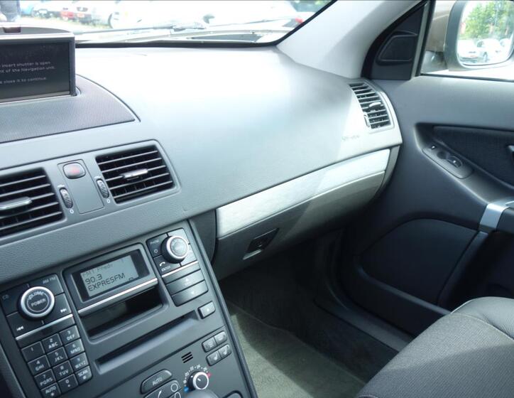 Volvo XC90 37