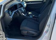 Volkswagen Golf 11