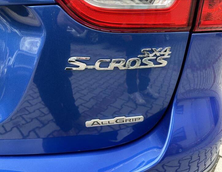Suzuki SX4 S-Cross 24