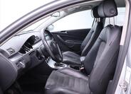 Volkswagen Passat 11