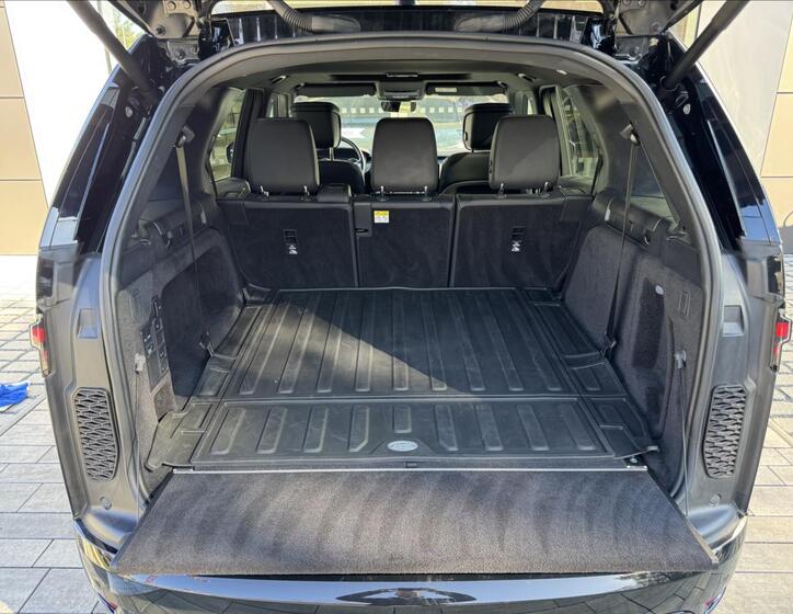 Land Rover Discovery 12