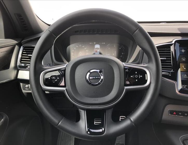 Volvo XC90 16