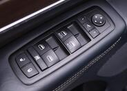 Jeep Grand Cherokee 19
