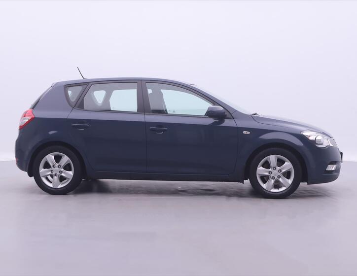 KIA Ceed 8
