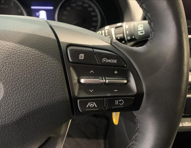 Hyundai i30 32