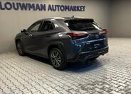 Lexus UX 300h 13
