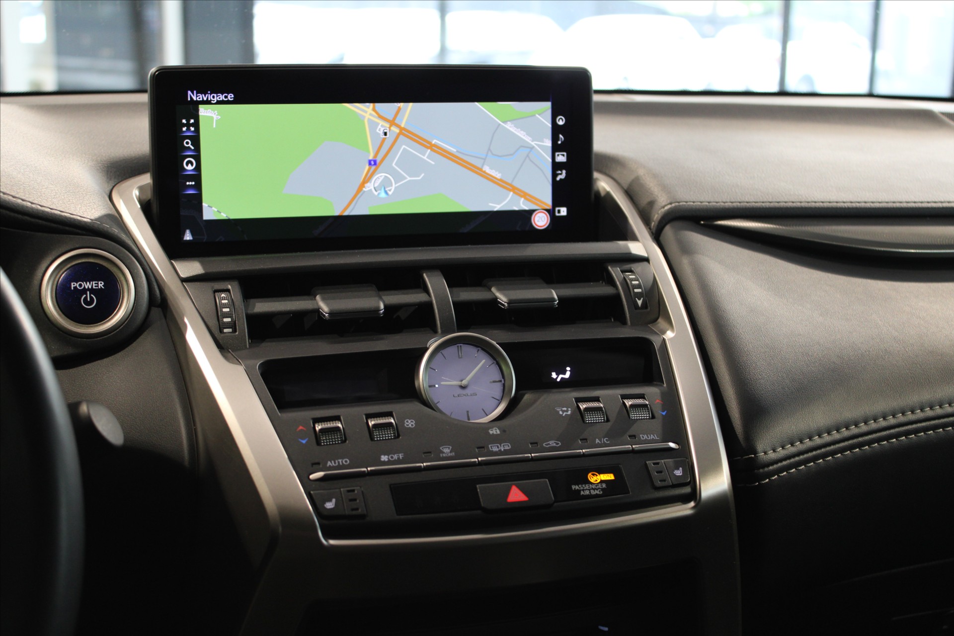 Lexus NX 300h